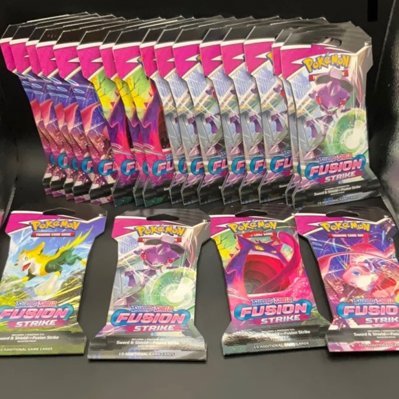 (4) Pokemon TCG Fusion Strike Sleeved Booster Pack LOT OF 4 PACKS FACTORY SEALED - Picture 1 of 2
